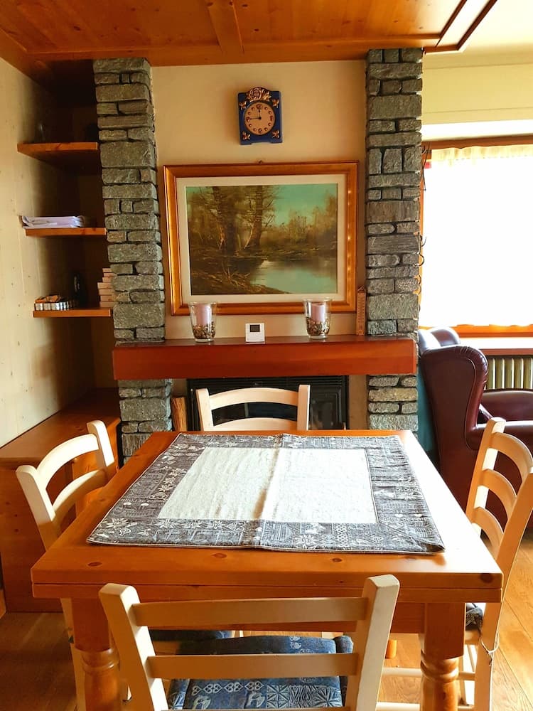 In-room dining