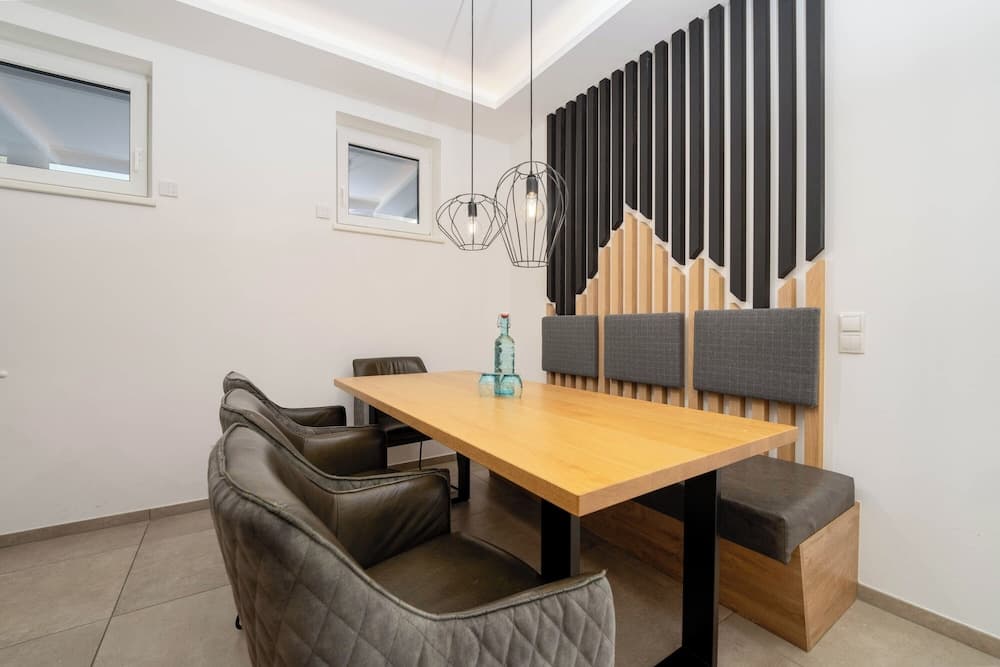In-room dining