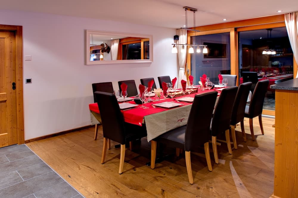 In-room dining