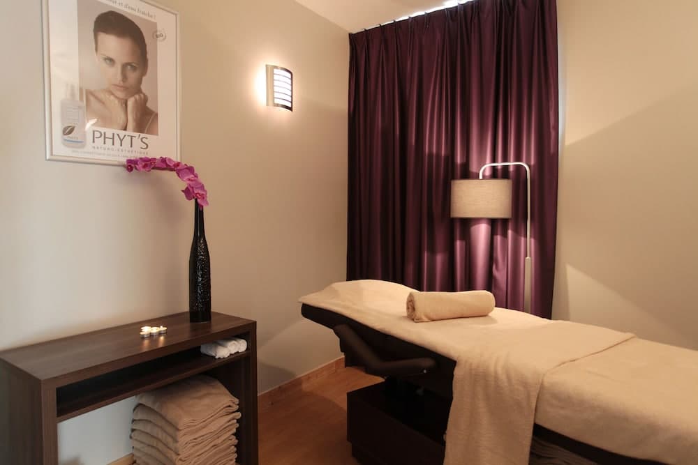 Treatment room