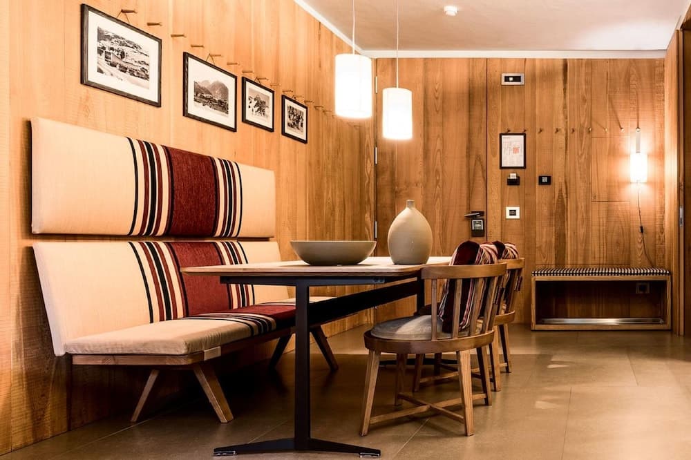 In-room dining