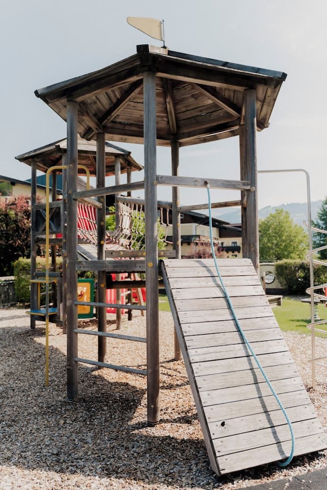Children's play area - outdoor