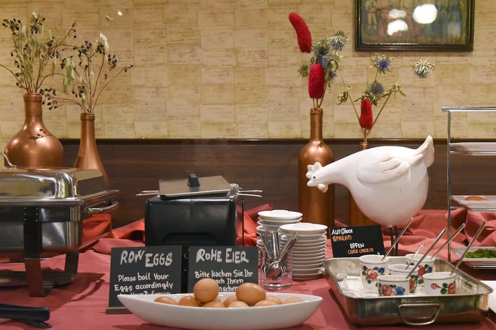 Breakfast buffet