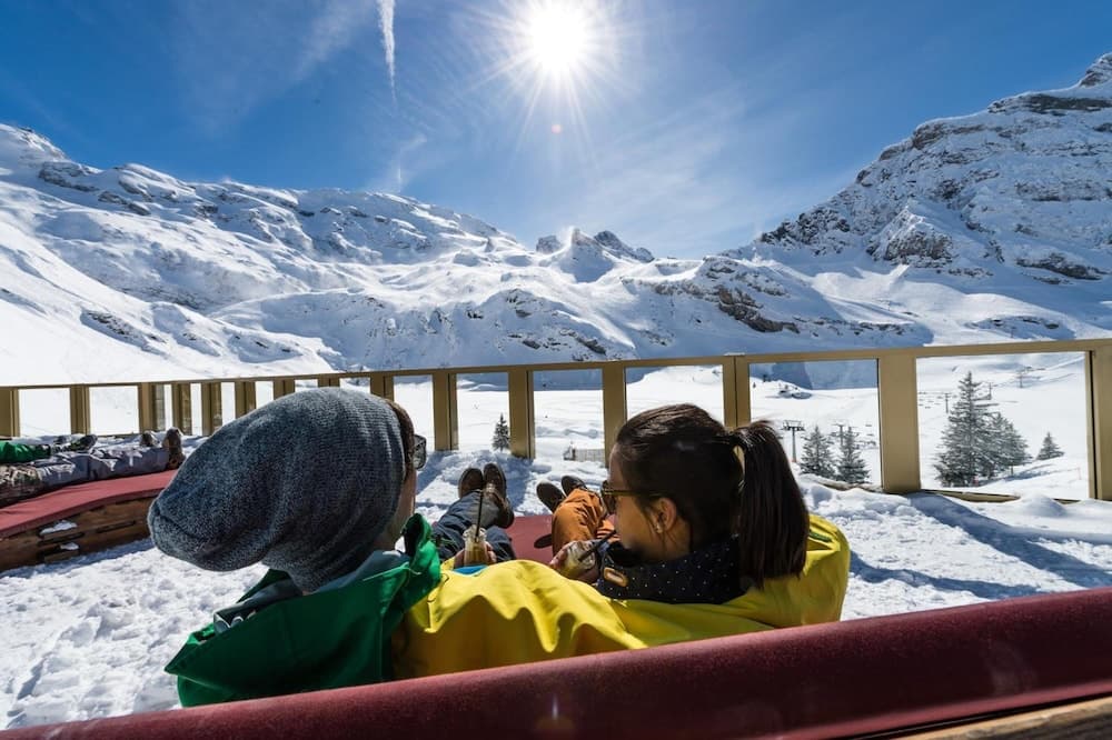 Snow and ski sports