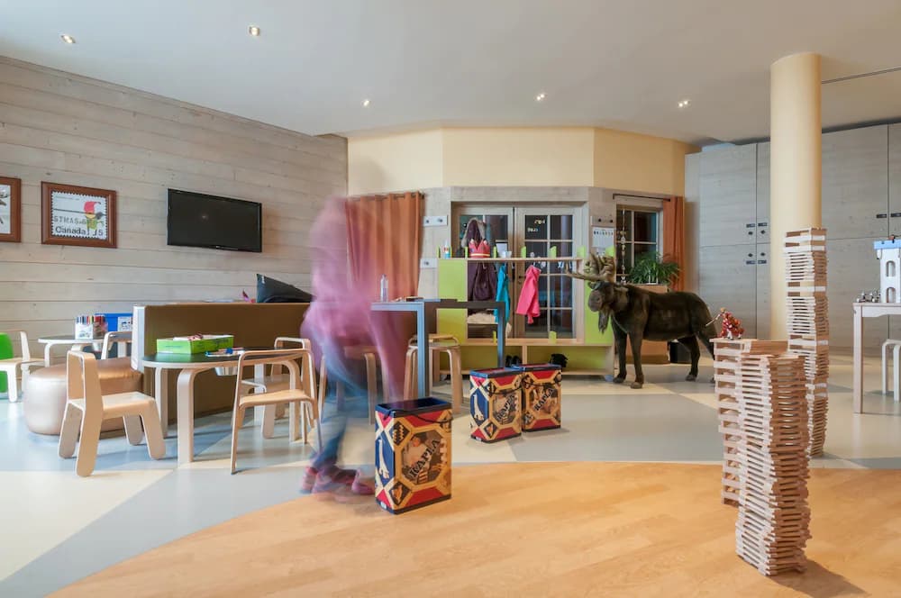 Children's play area - indoor