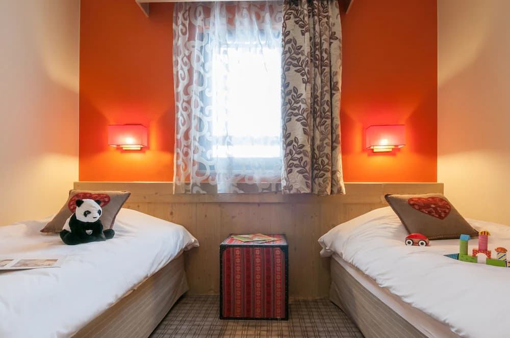 Children's theme room