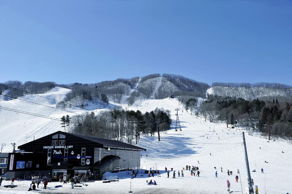 Ski hill