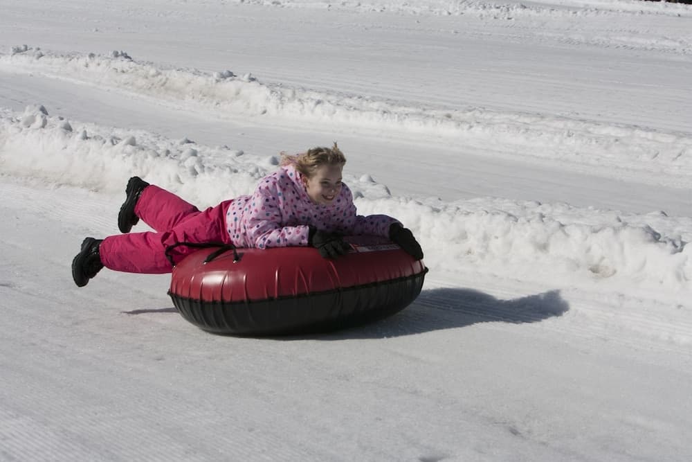 Snow tubing