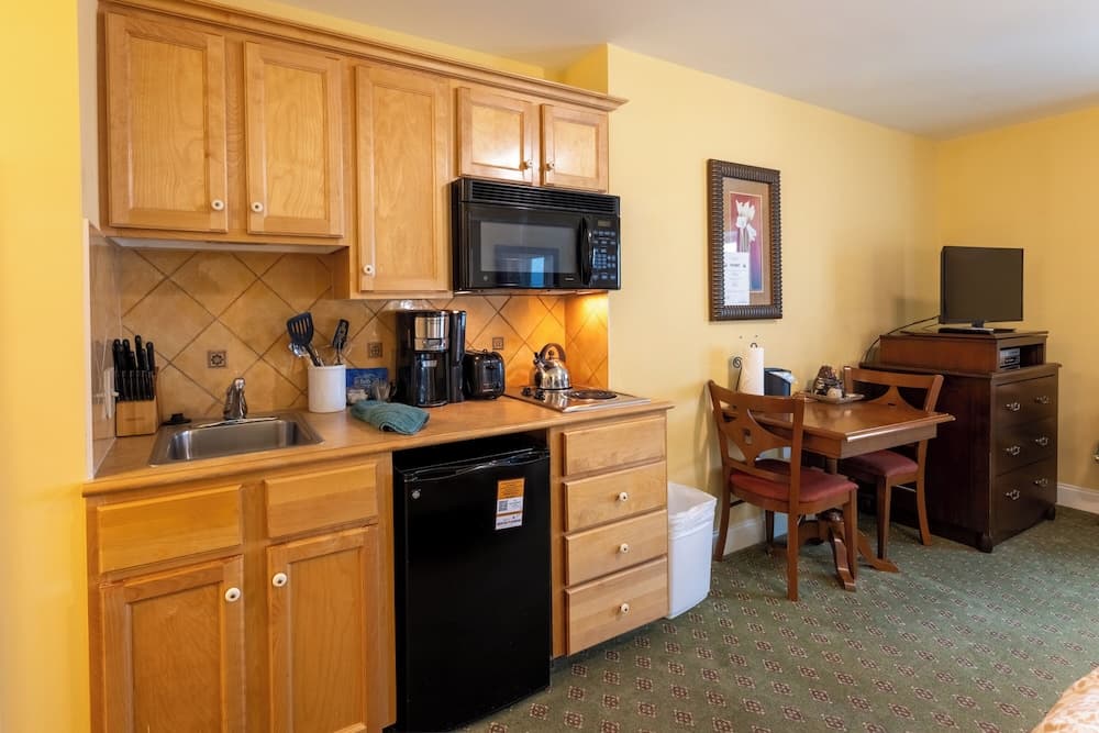 Private kitchenette