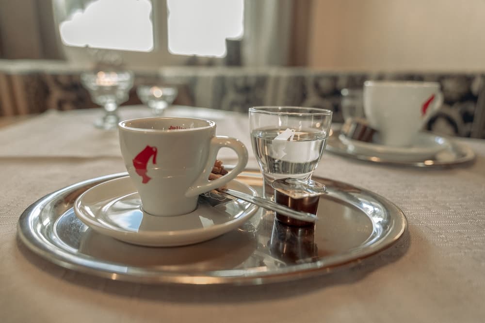 Coffee service