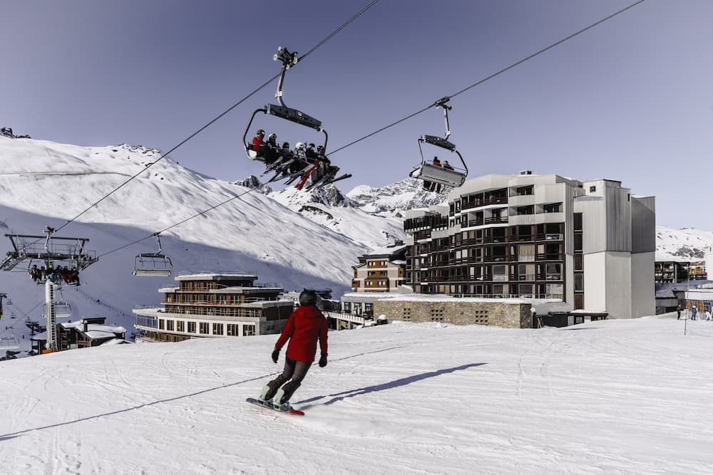 Skiing