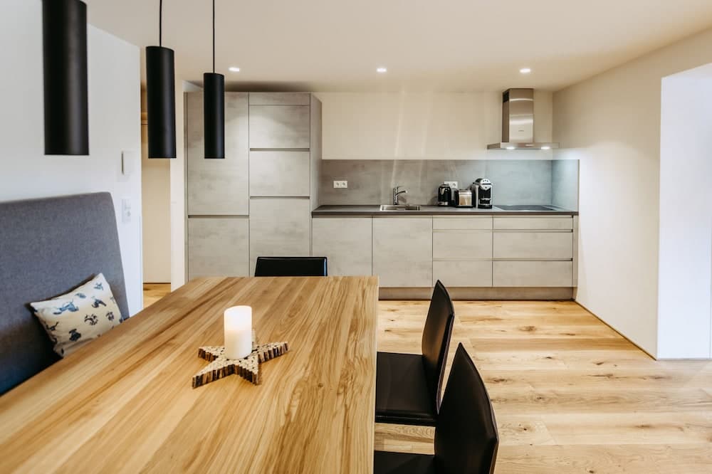 In-room dining