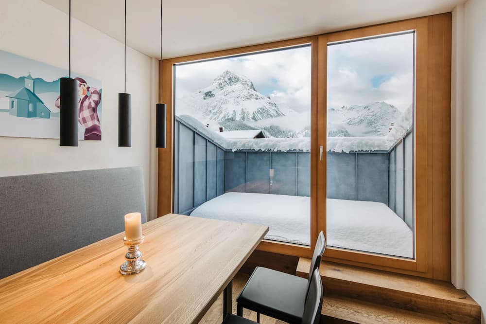 In-room dining