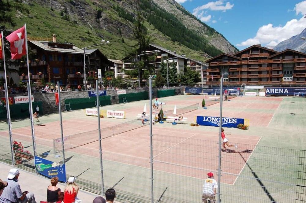 Tennis court