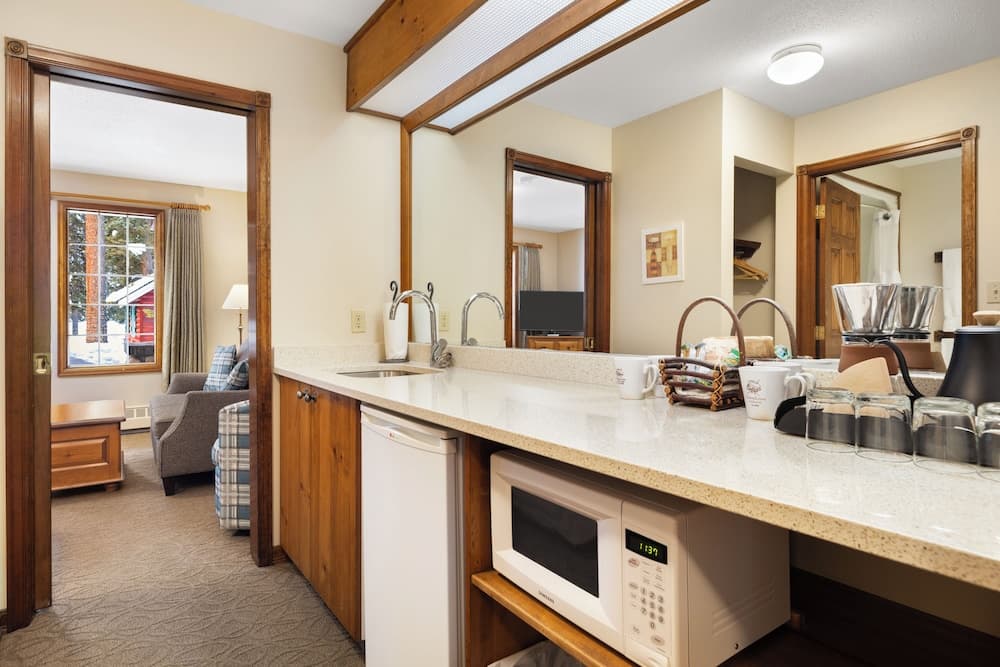 Private kitchenette