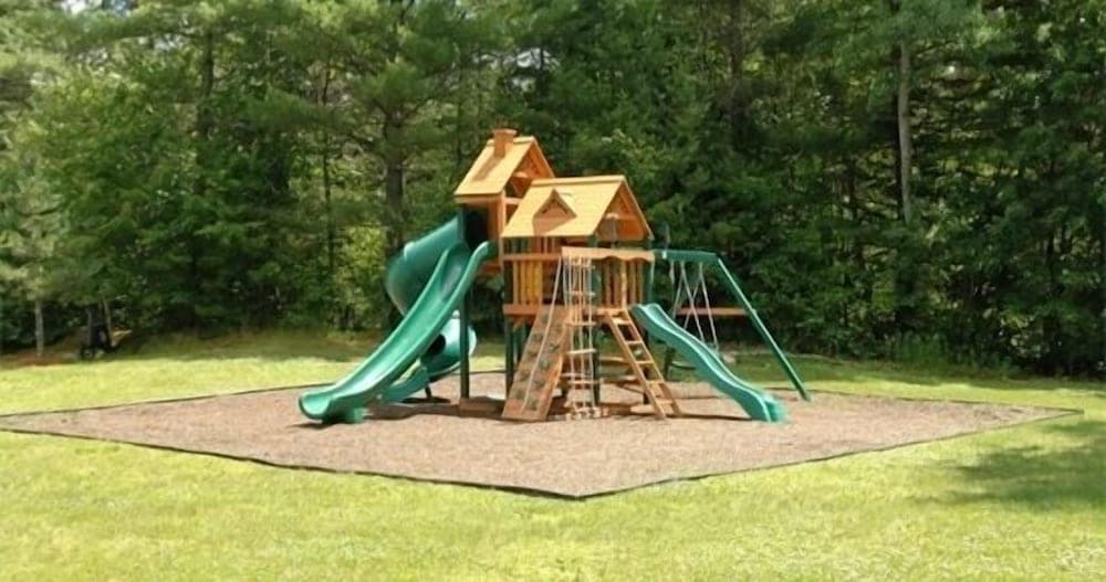 Children's play area - outdoor
