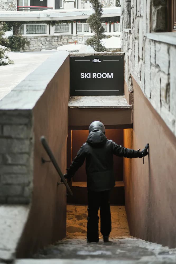 Snow and ski sports