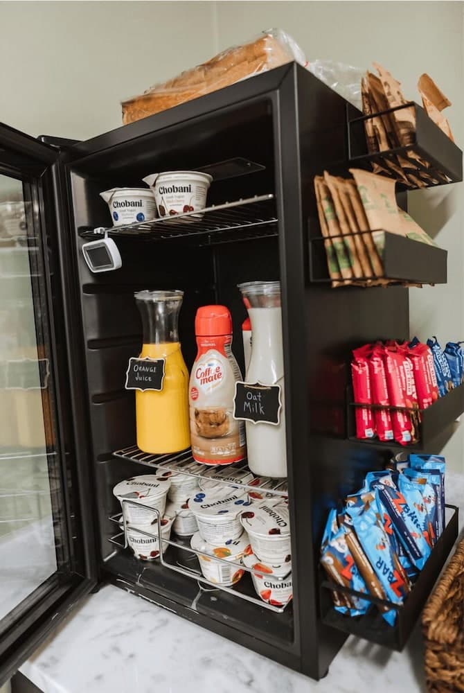 Breakfast area
