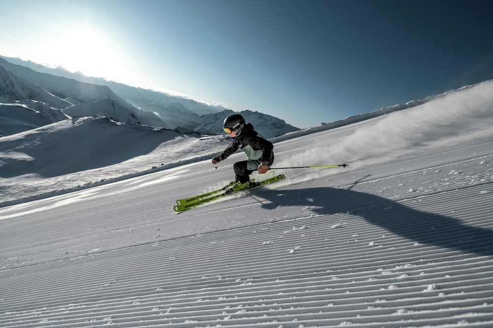Snow and ski sports