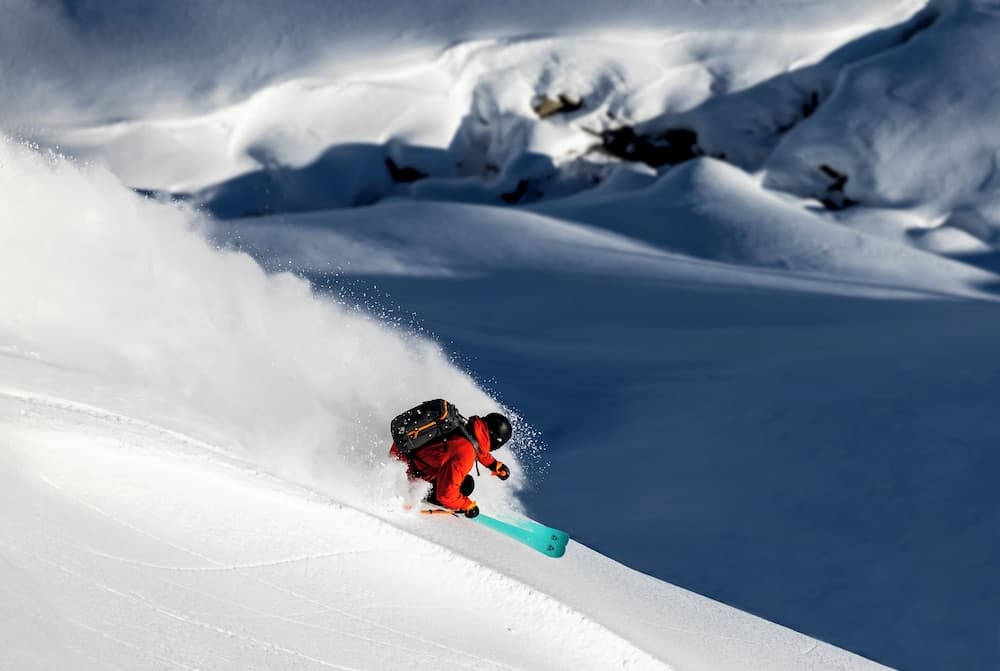 Snow and ski sports