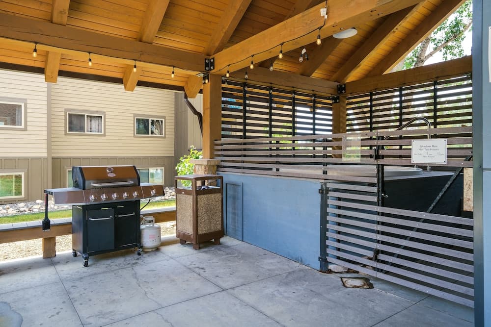 BBQ/picnic area