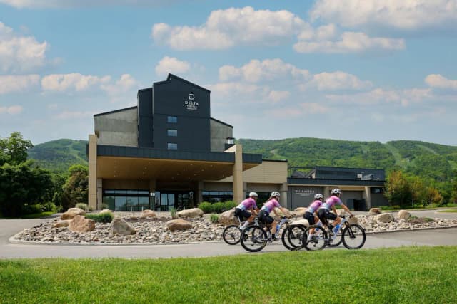 Lobby of Delta Hotels by Marriott, Mont Sainte-Anne, Resort & Convention Center