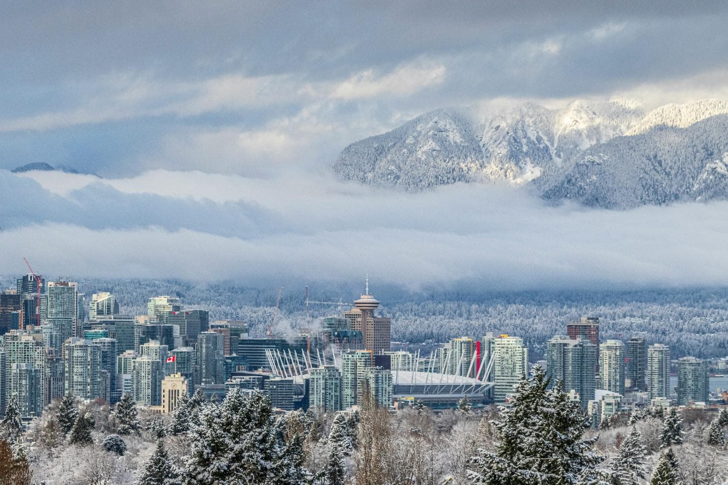 5 Best Ski Resorts Near Vancouver, 2026/27 