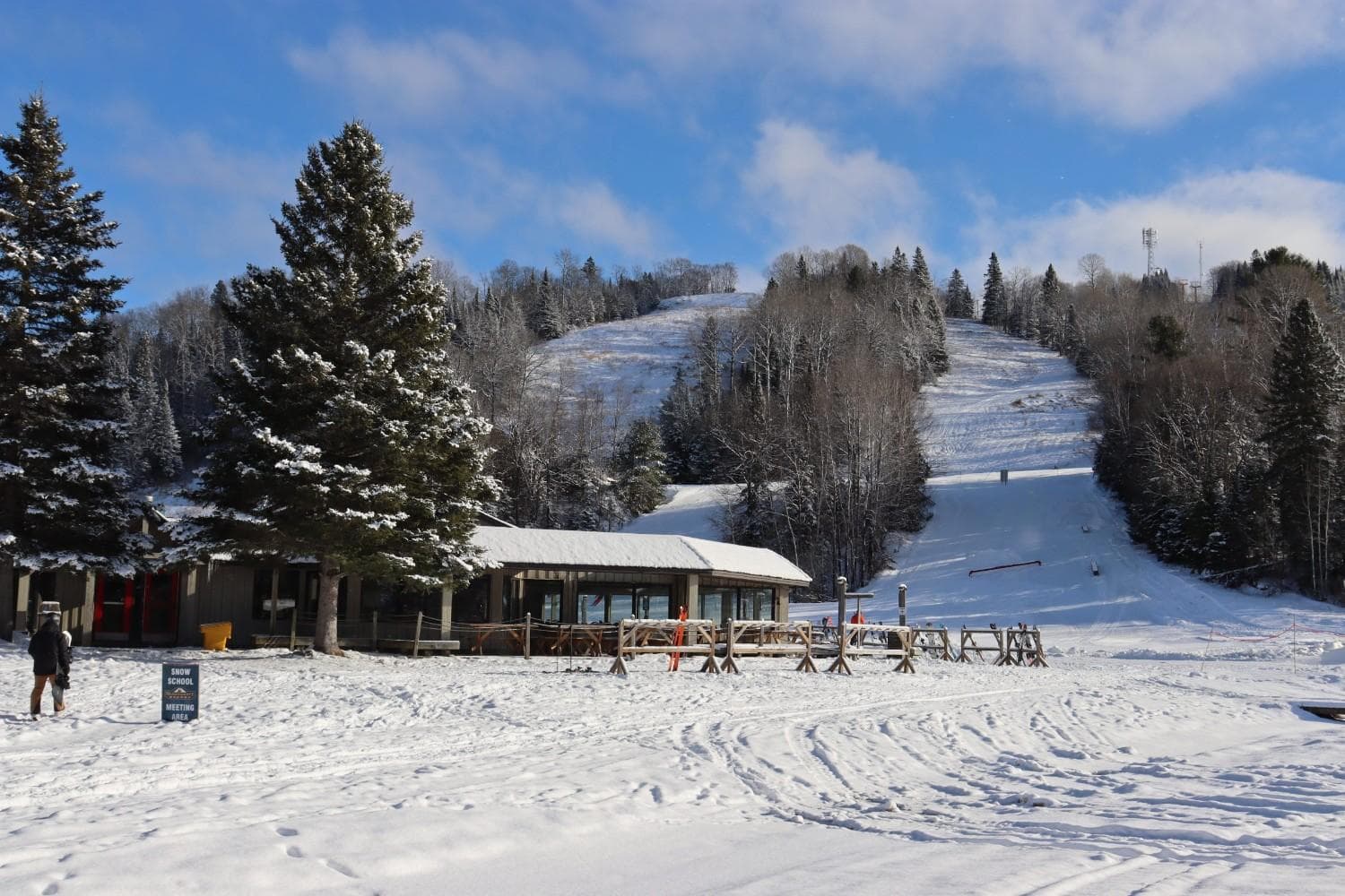 7 Best Ski Resorts in Ontario, 2024/25