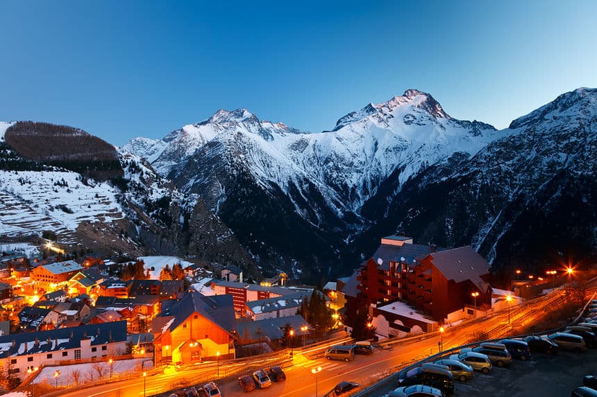 10 Benefits of Vacationing at Major Ski Resorts