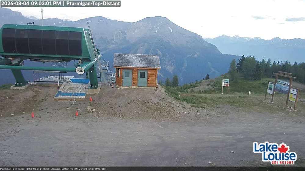 Lake Louise Mountain Fairmont Chateau Cam