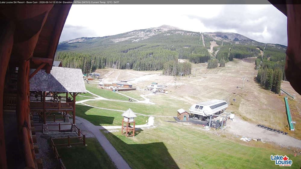 Lake Louise Mountain Base Area Cam