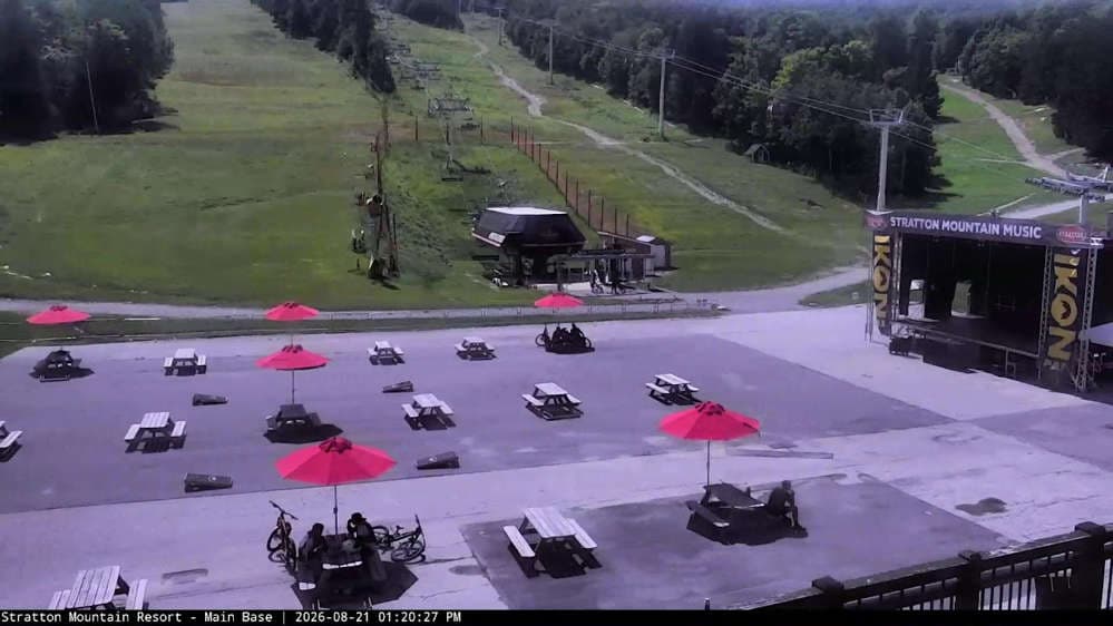Main Base Lodge Cam