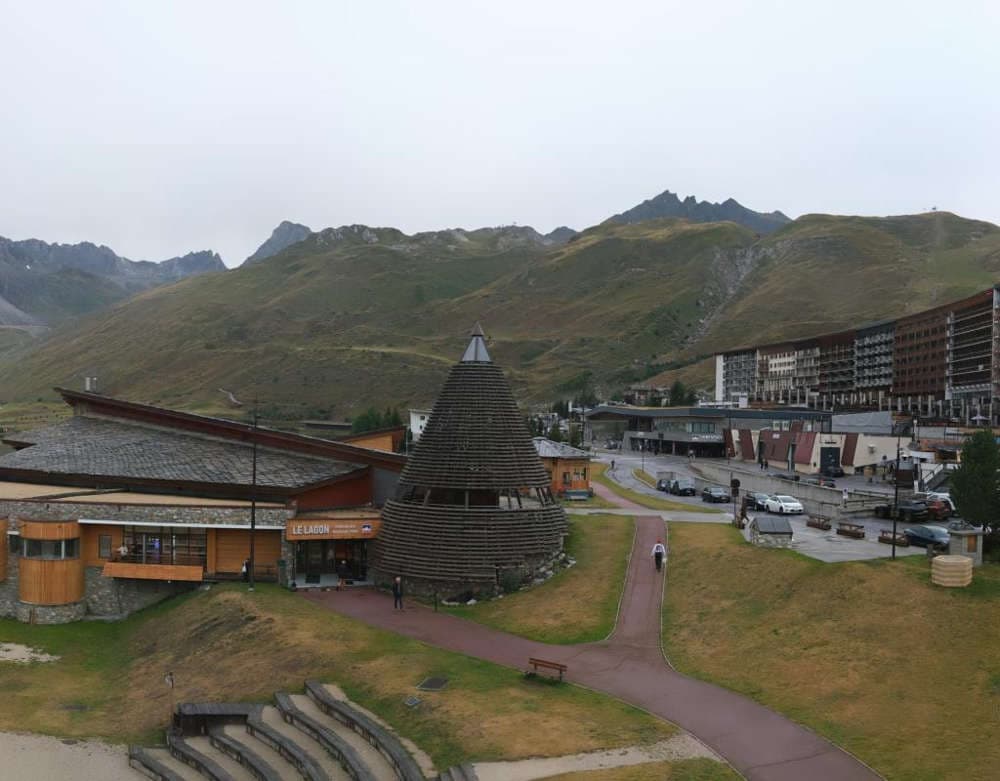 Tignes - Place du Lac 