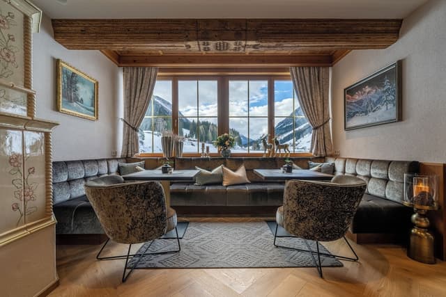 Lobby of Hotel Montanara