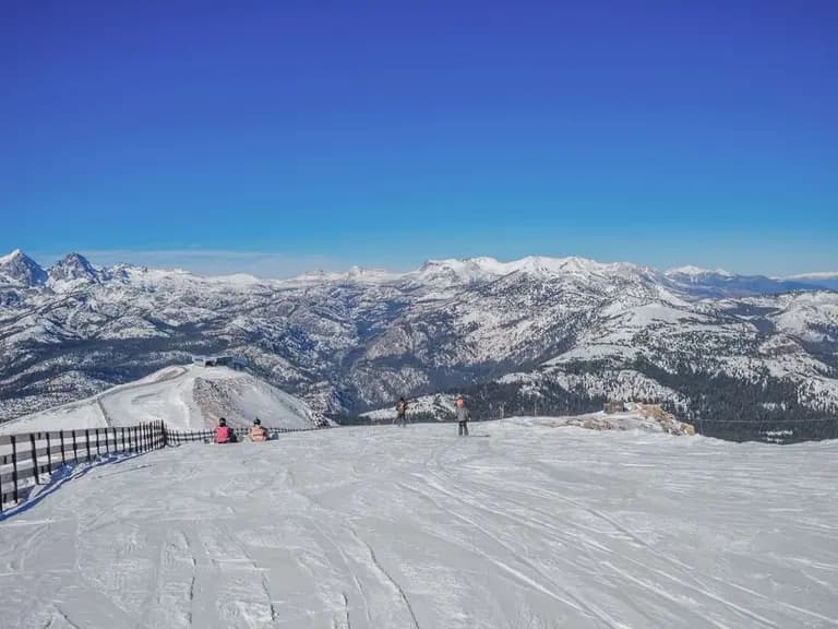 The 5 Best Ski Resorts Near Southern California, 2023/24